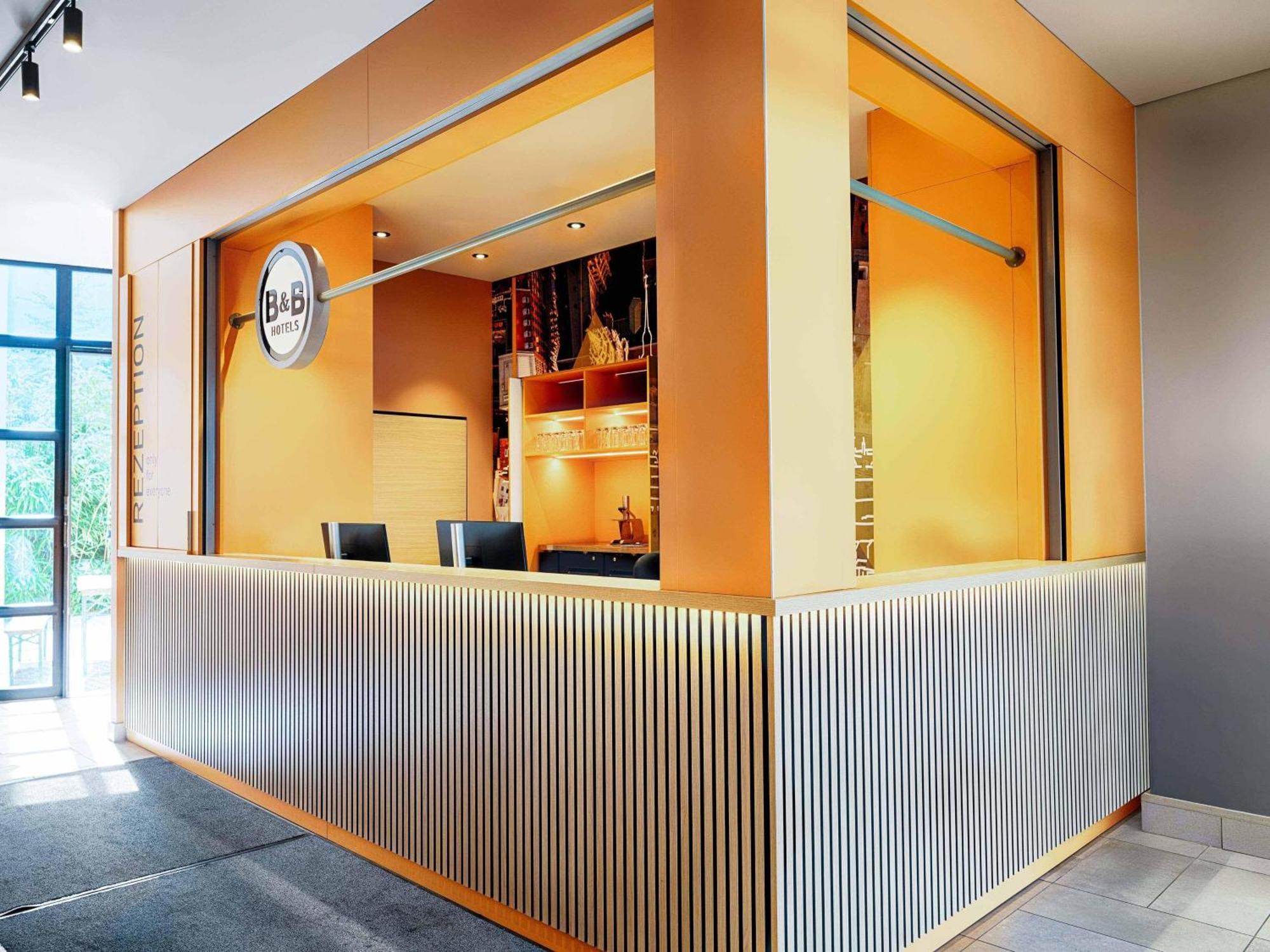 B&B Hotel Muenchen-Hbf — Foto’s 1